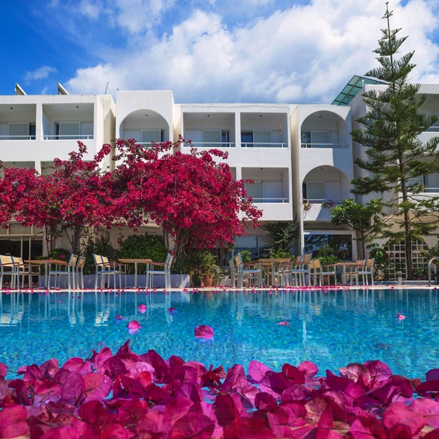 Hotel Kyparissia Beach