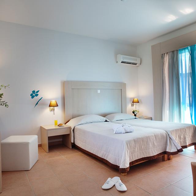 Hotel White Olive Marine Aquapark