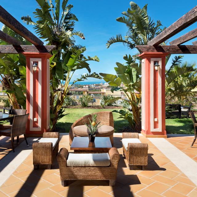 AT Colina del Paraiso – inclusief huurauto