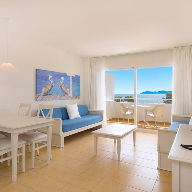 Iberostar Waves Ciudad Blanca