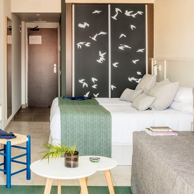 AQUA Hotel Bertran Park – logies & ontbijt