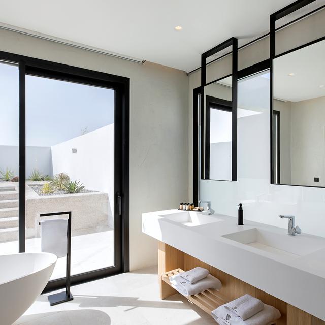 D’ Andrea Lagoon All Suites – adults only