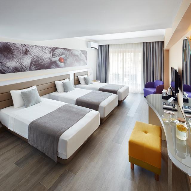 Hotel Lalila Blue Suites