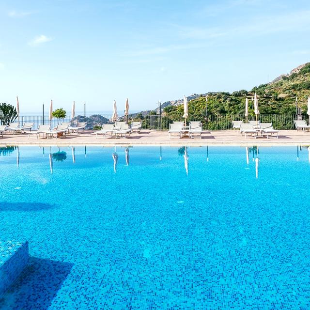 Antares Complex – All inclusive