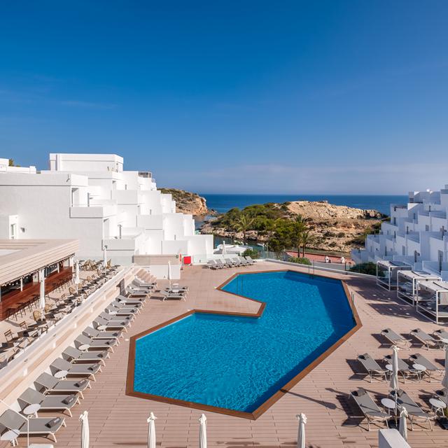 Barcelo Portinatx – adults only