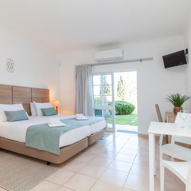 Aparthotel Atalaia Sol – inclusief huurauto