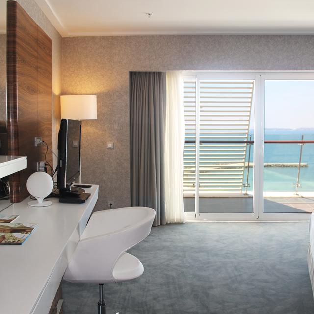 Hotel Gold Island Selected