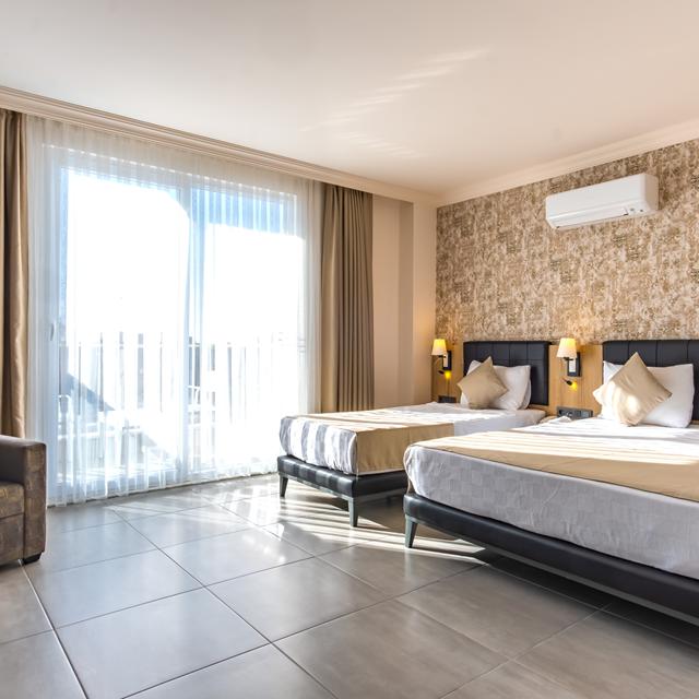 Hotel Grand Kolibri Prestige & Spa