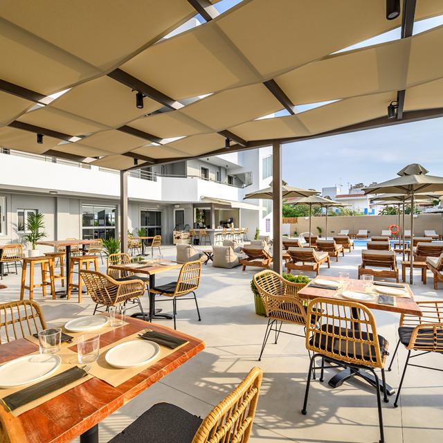 Nicolas Grand Suites