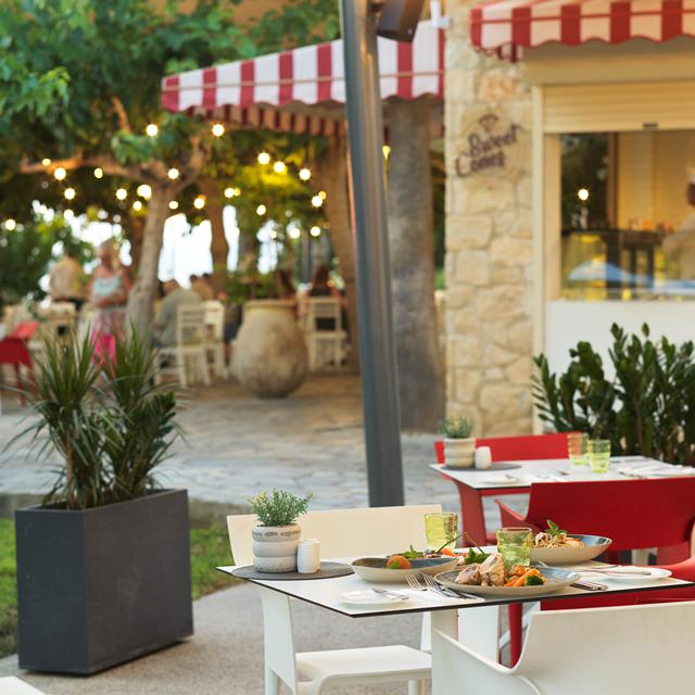 St. George Beach Hotel & Spa Resort – adults only