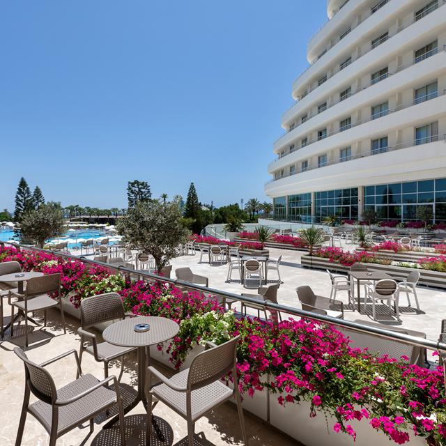 Hotel Miracle Resort