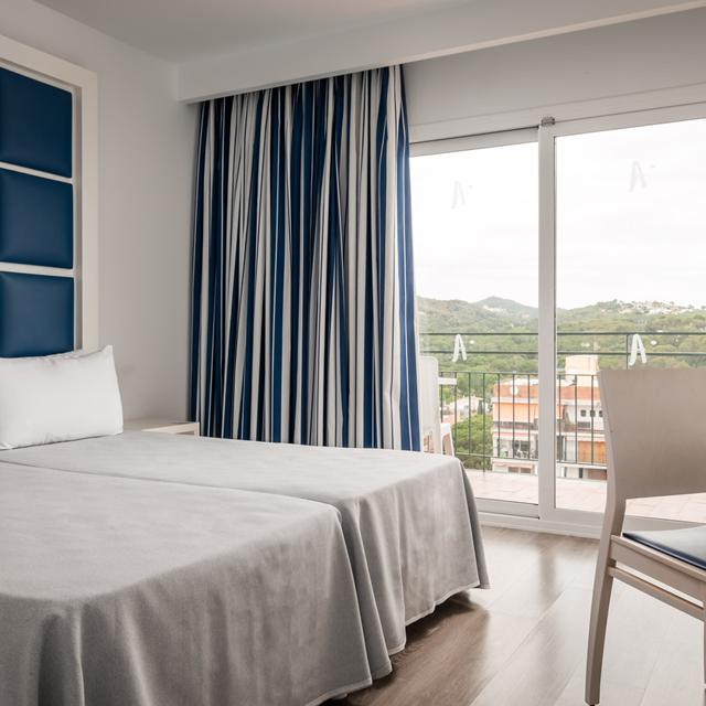 44944148-Original