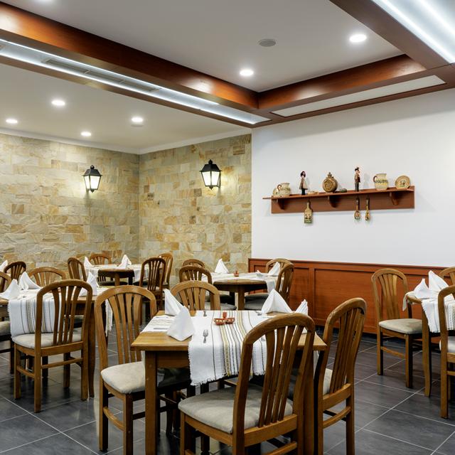 48824253-Original