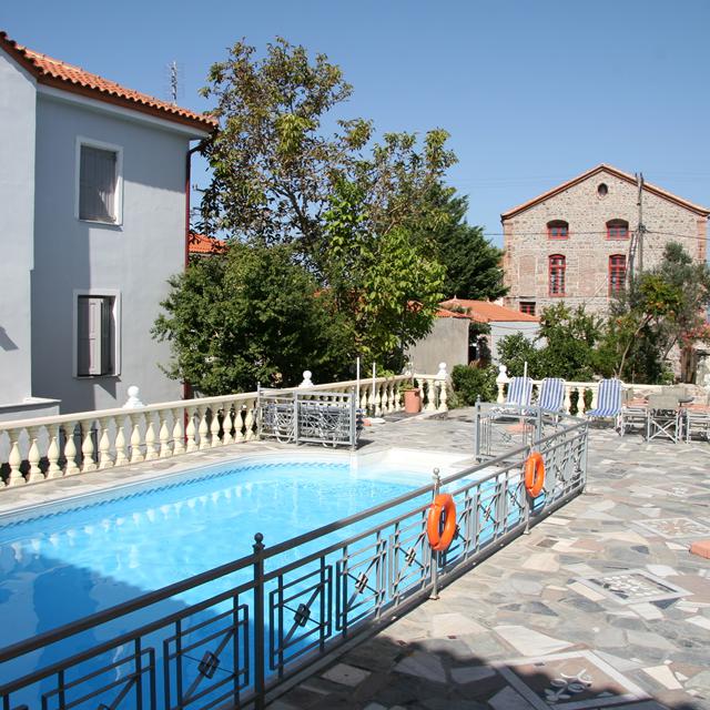 9876228-Original